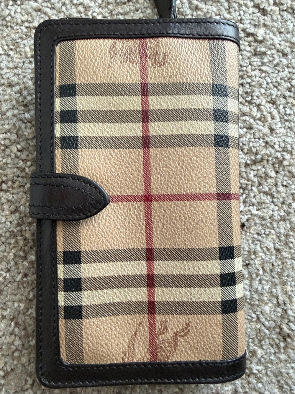 Burberry Leather Continental Wallet - Picture 3 of 9